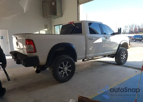 2019 Ram 2500 Big Horn 4X4 6'4 Box z USA, uszkodzony, nr VIN 3C6UR5DL2KG529836